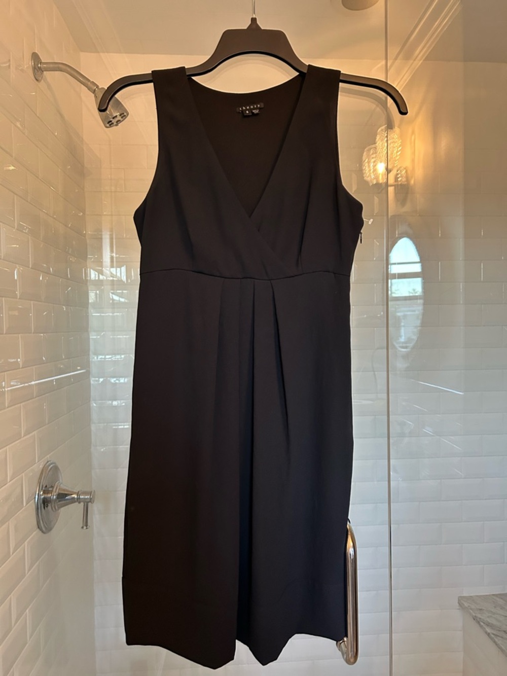 Theory Perfect LBD Sleeveless V-Neck Midi Dress, size 6